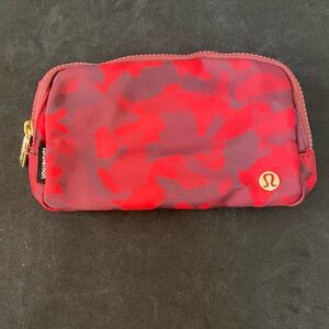 Lululemon Burgundy and Pink Organizer